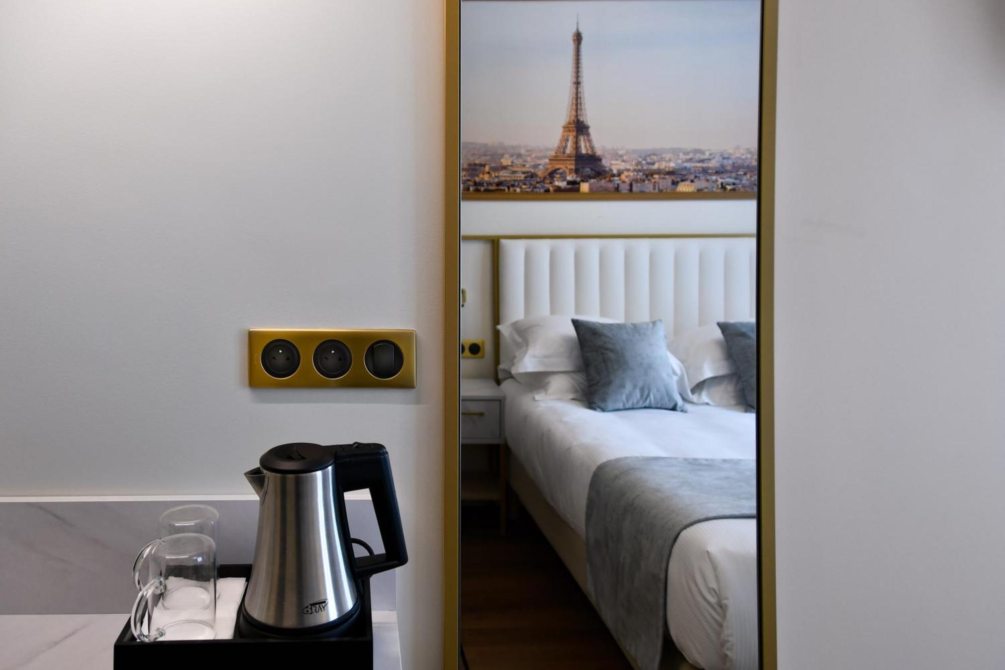 Des Deux Avenues Hotel