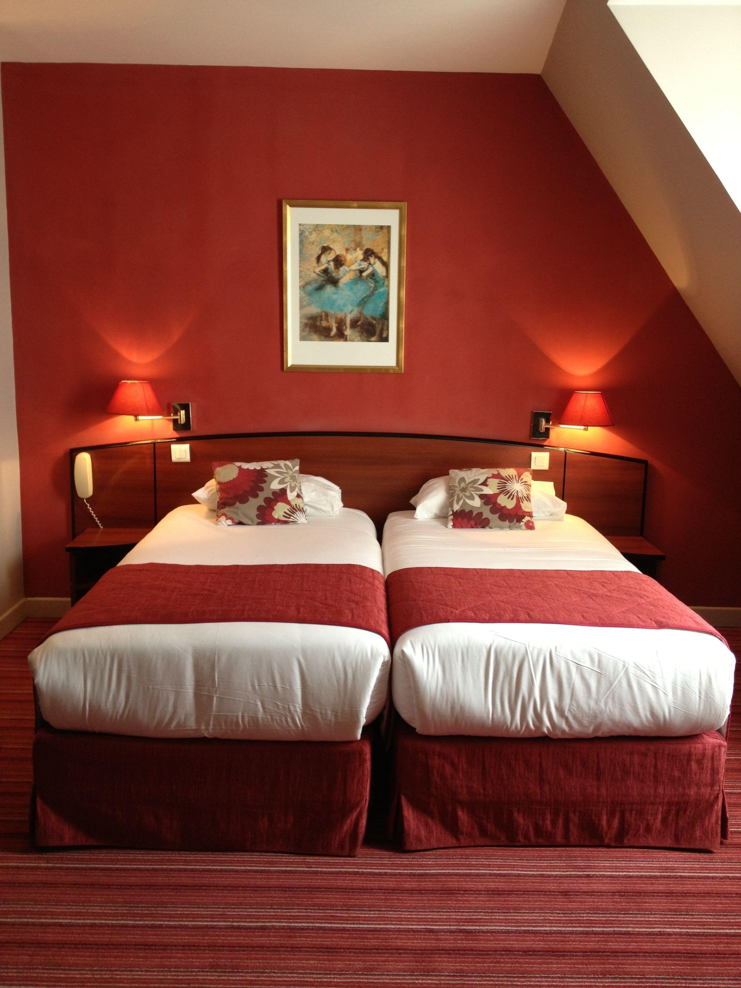 Hotel Des Deux Avenues Paris