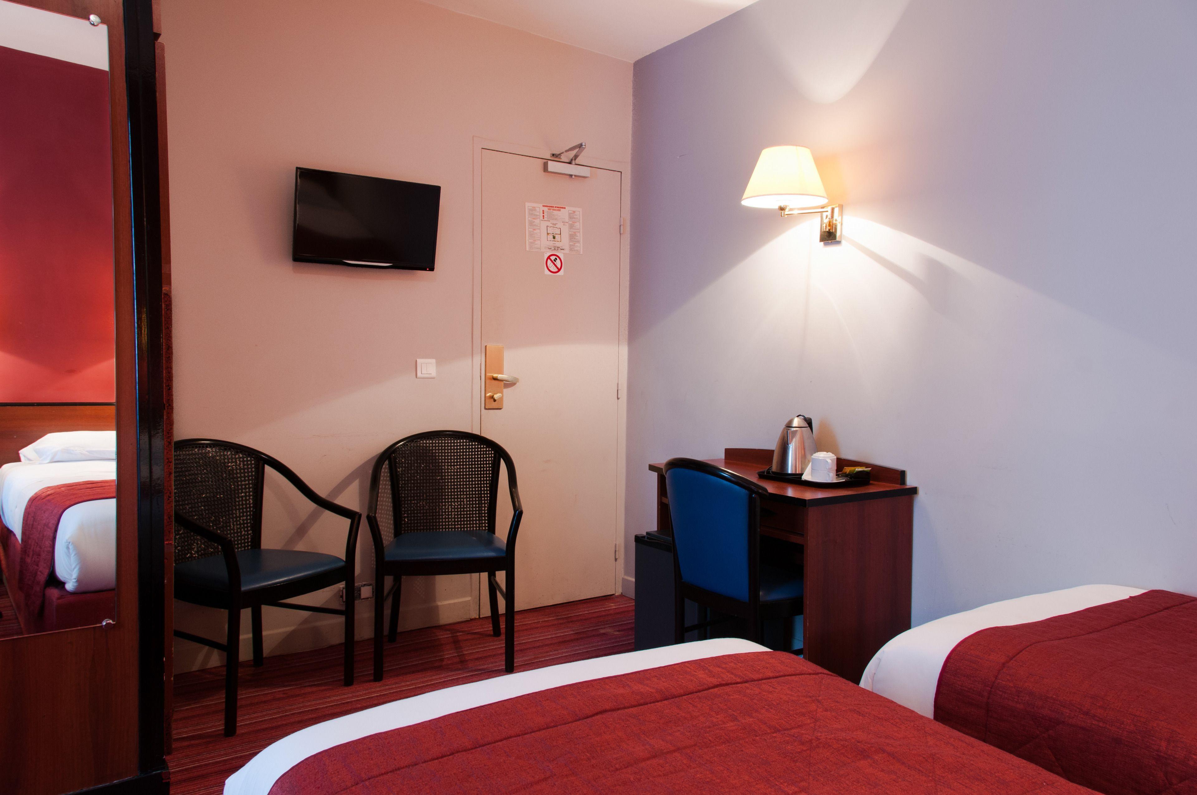 Hotel Des Deux Avenues Paris