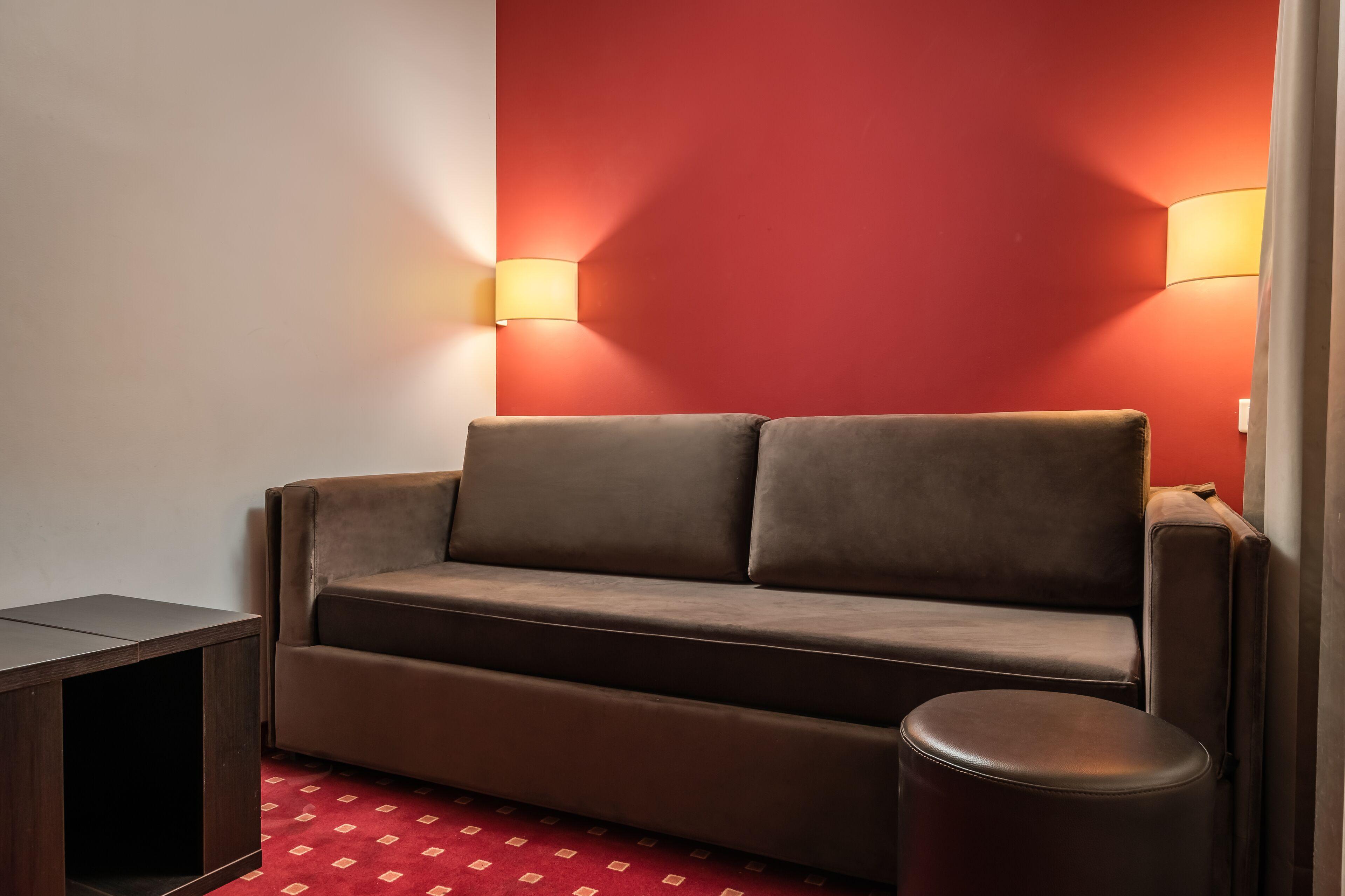 Des Deux Avenues Hotel 3*