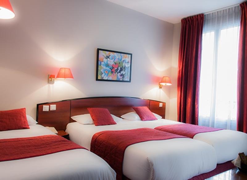 Des Deux Avenues Hotel 3*